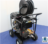 排水管道電驅(qū)動(dòng)高壓疏通機(jī)